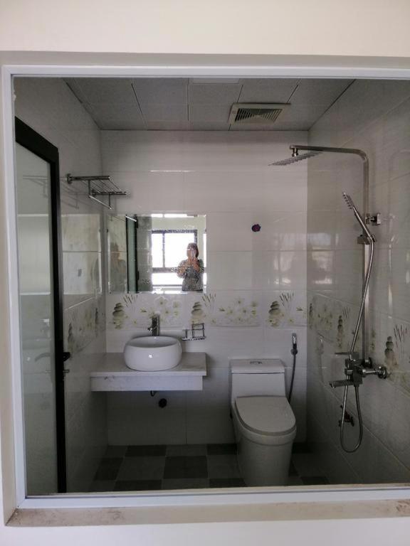 Viet House Ha Long Hotel ภายนอก รูปภาพ