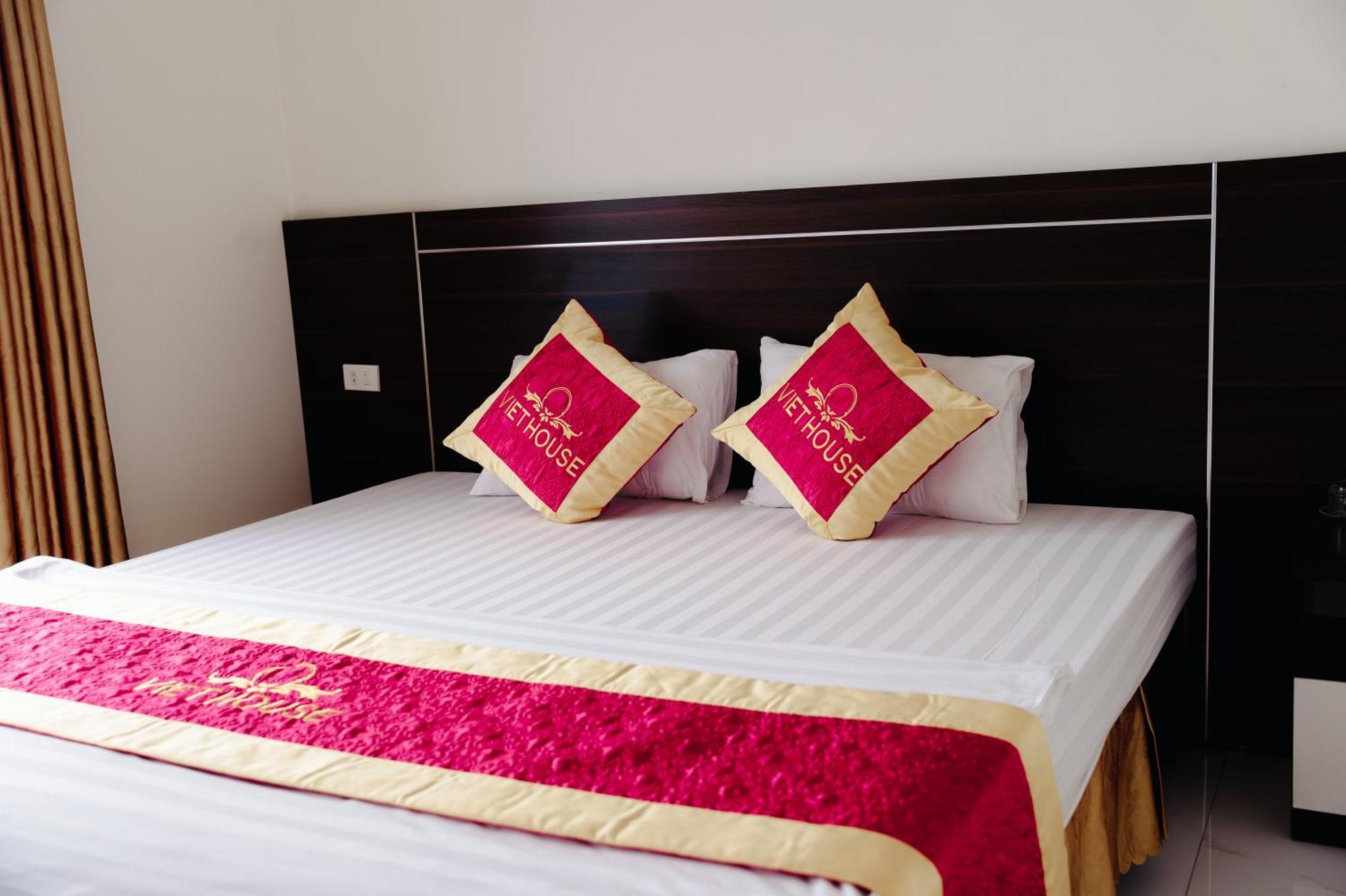 Viet House Ha Long Hotel ภายนอก รูปภาพ