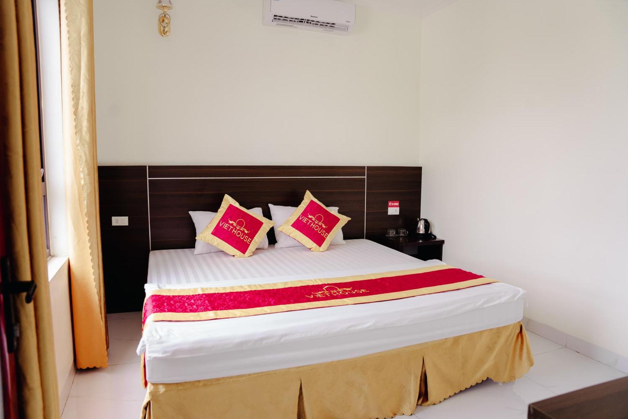 Viet House Ha Long Hotel ภายนอก รูปภาพ